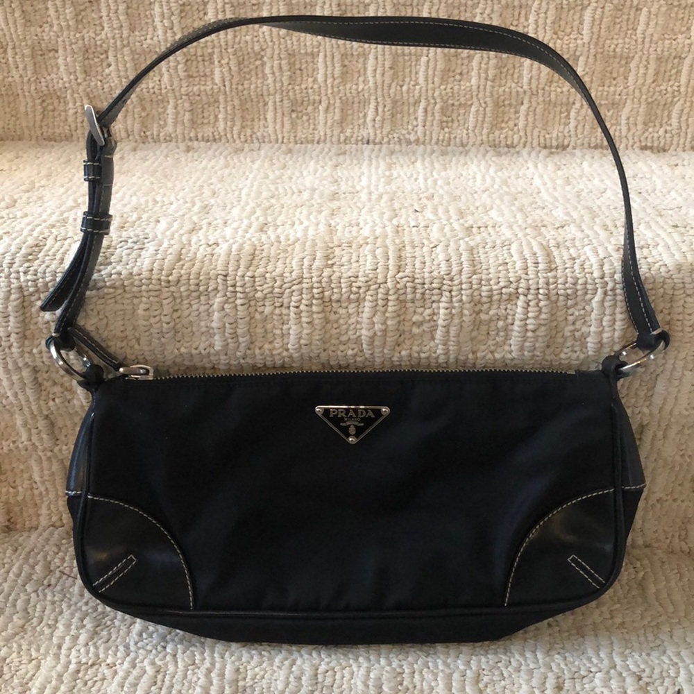 Authentic Prada nylon shoulder bag! Perfect cond.